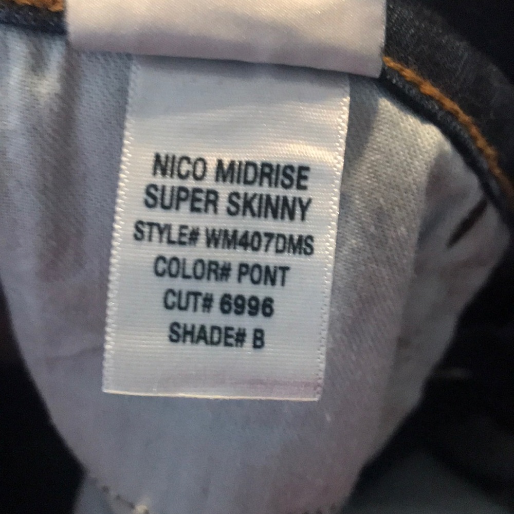 Hudson Mid Rise super skinny Jean - Picture 9 of 9